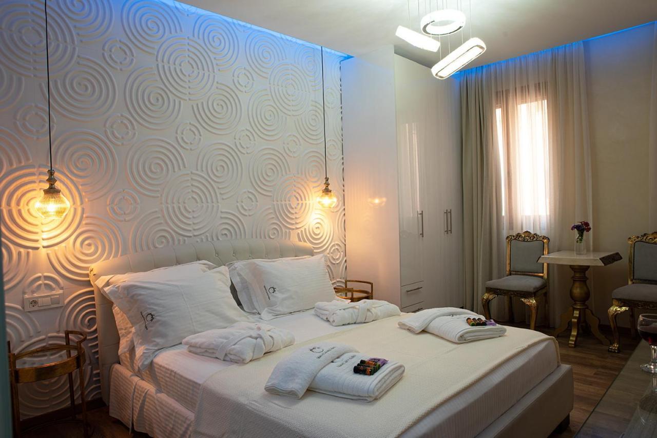 Edward Luxury Suites خانيا المظهر الخارجي الصورة