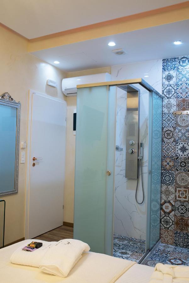 Edward Luxury Suites خانيا المظهر الخارجي الصورة